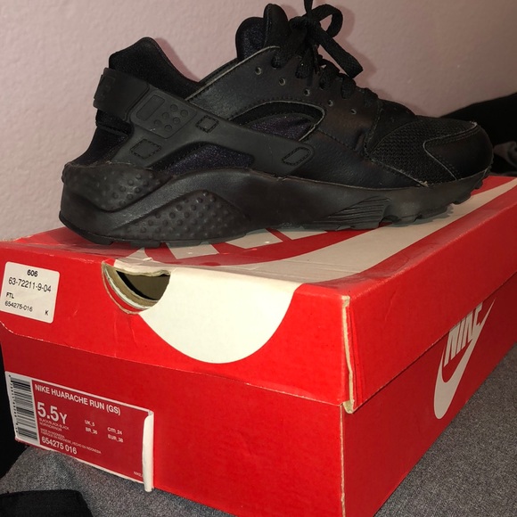 Nike Shoes - Nike Huarache Run (GS)